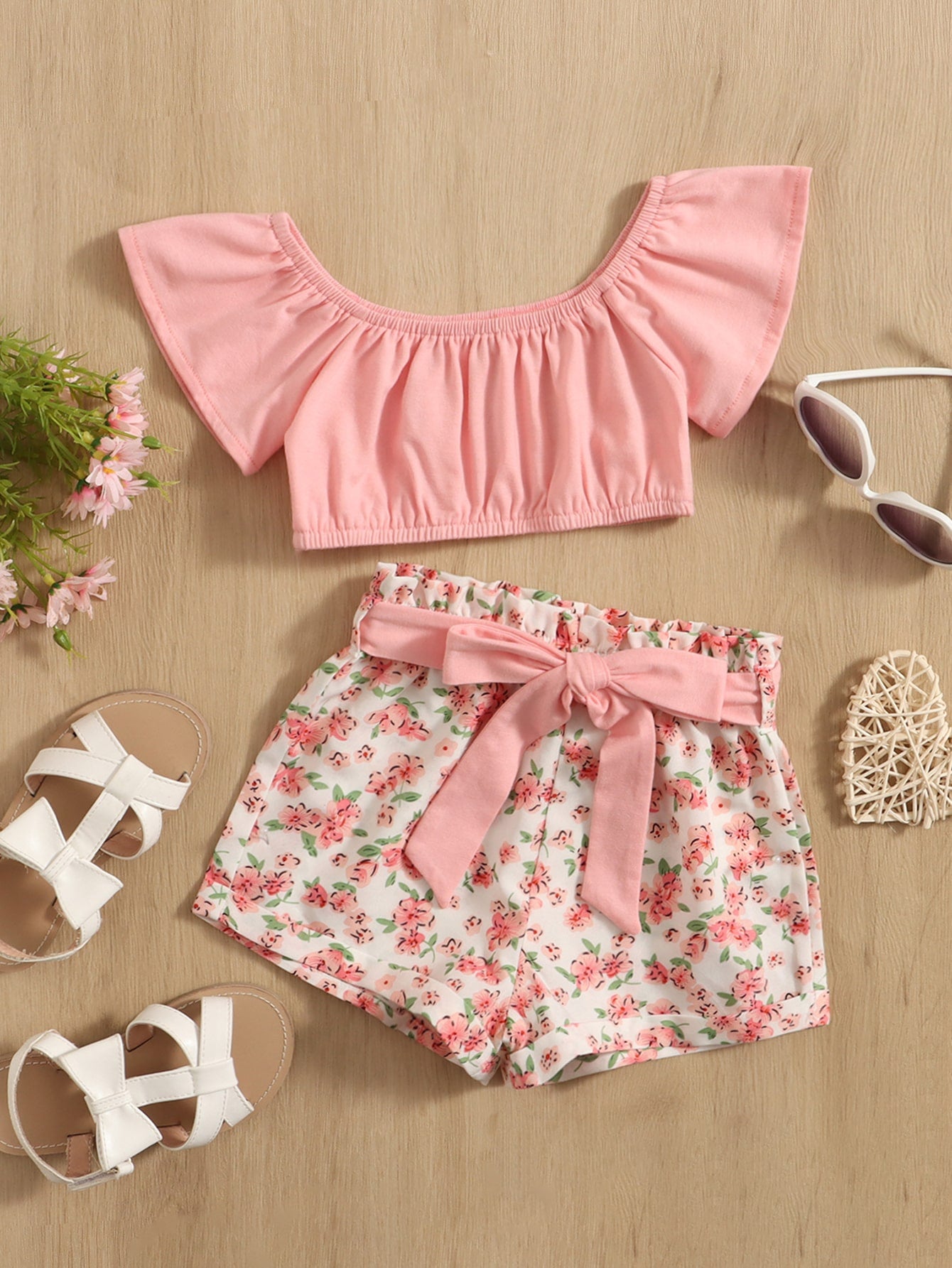 للاطفال اكمام فراشة لباس علوي مع طباعة الأزهار شورت بحزام