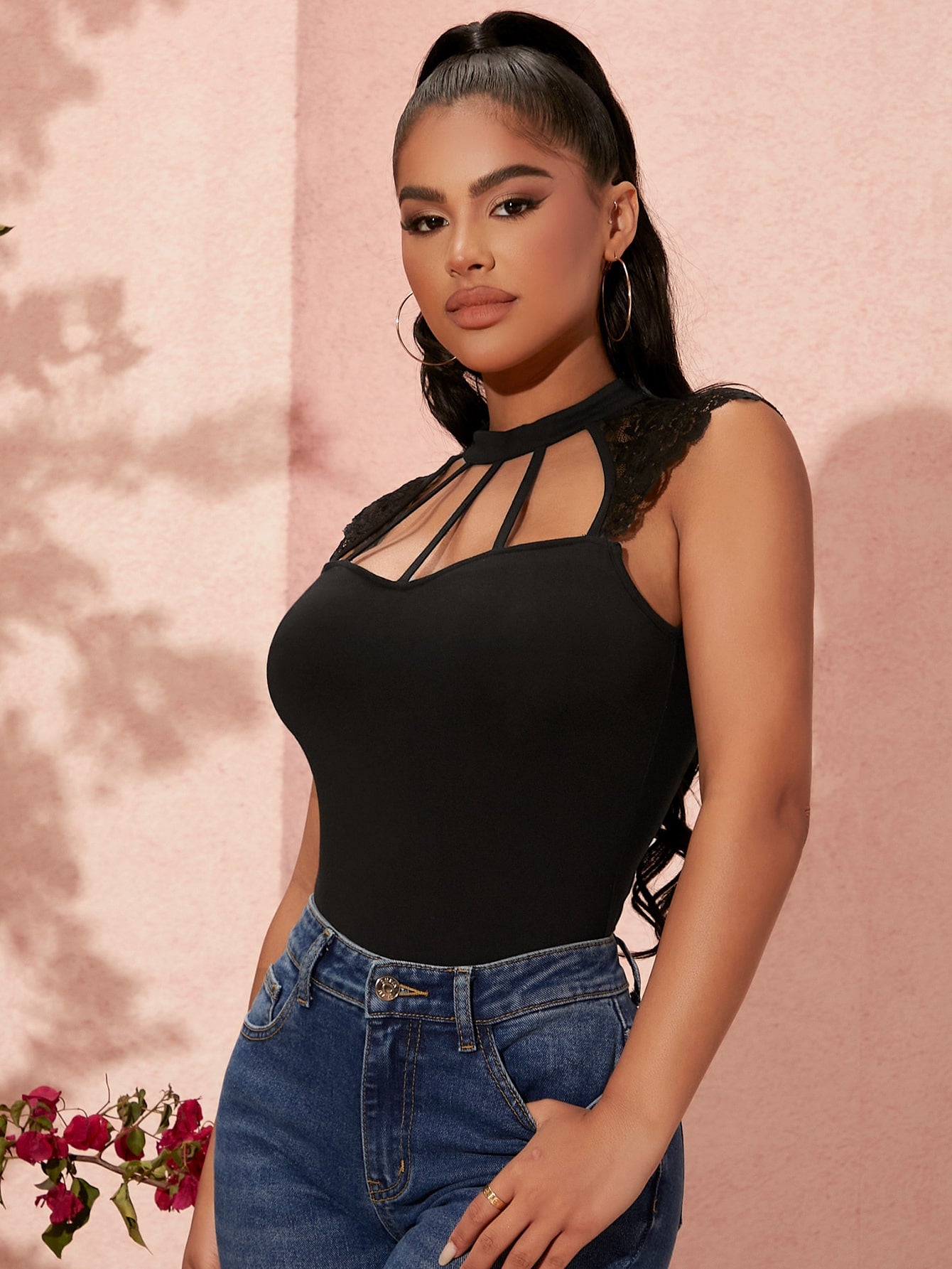 تي شيرت نسائية