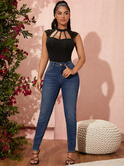 تي شيرت نسائية