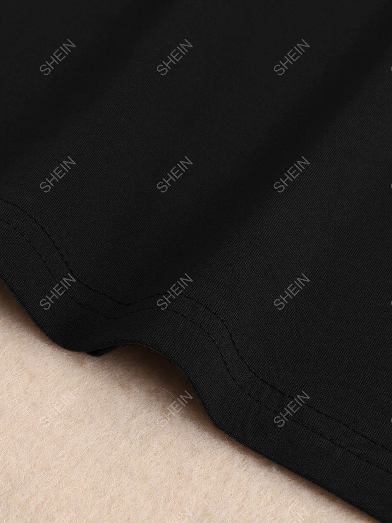 تي شيرت كبير الحجم بطباعة اليد والقلب منخفض الاكتاف