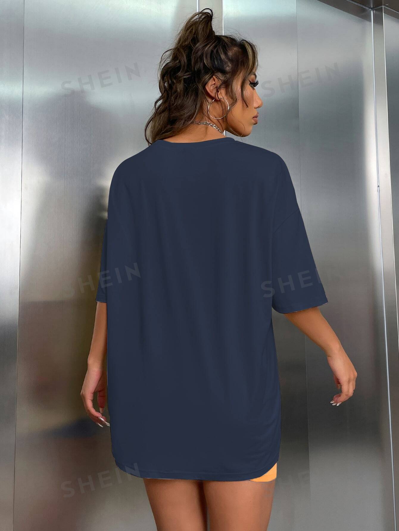 أطقم قطعتين نسائية