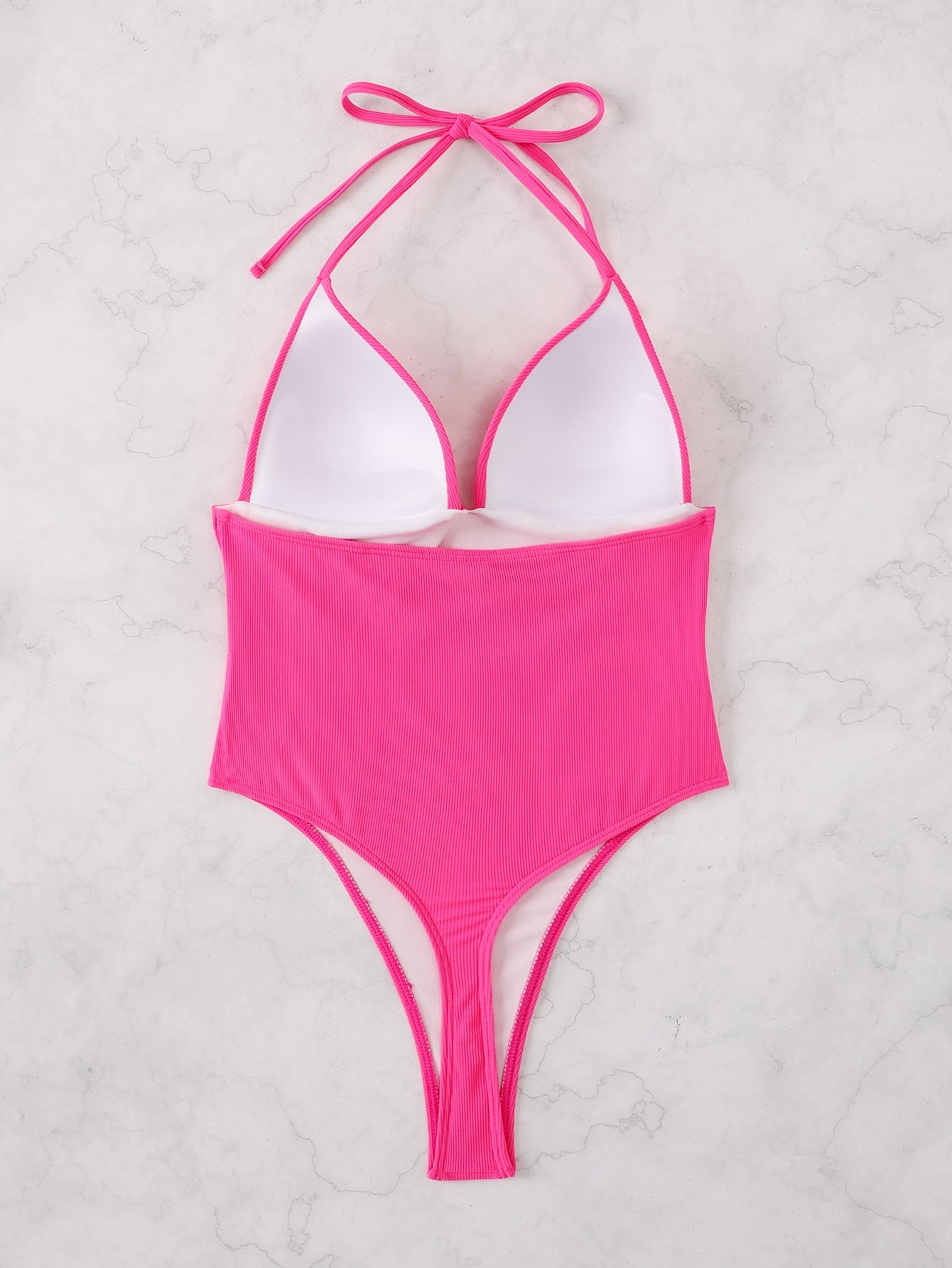 ملابس سباحة