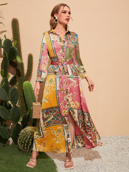 قميص طويل بفتحة طرف بدون حزام وطباعة مخيوطة