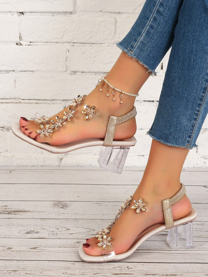 صندل بكعب نسائي