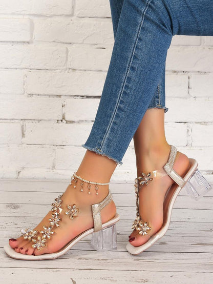 صندل بكعب نسائي