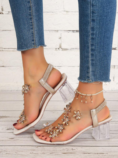 صندل بكعب نسائي