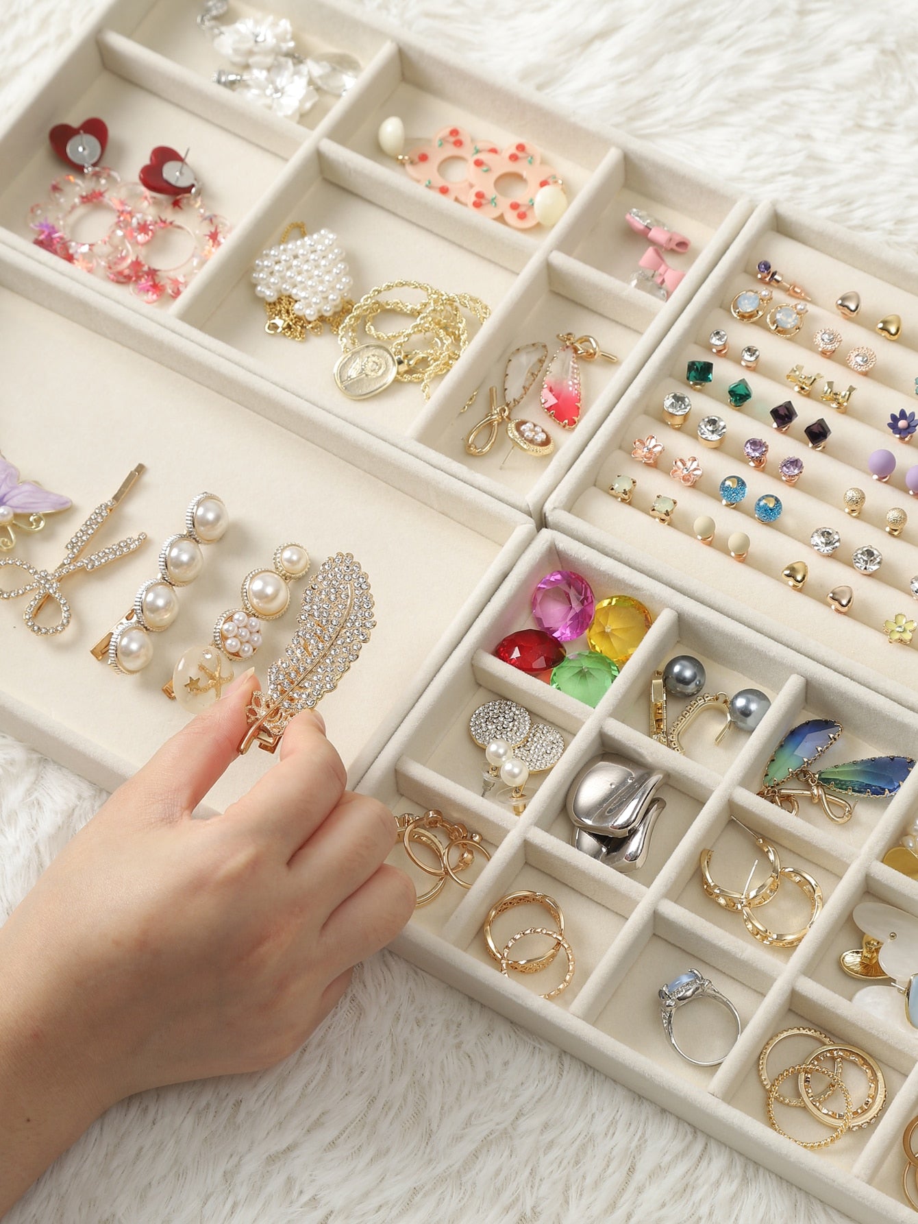 صندوق تخزين مجوهرات