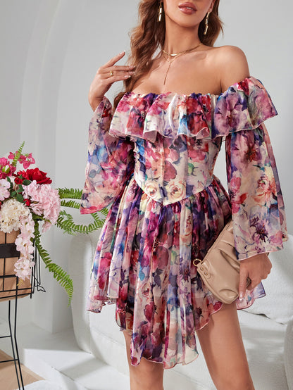 فستان بطباعة زهر شامل مقلم بكشكش حمالة