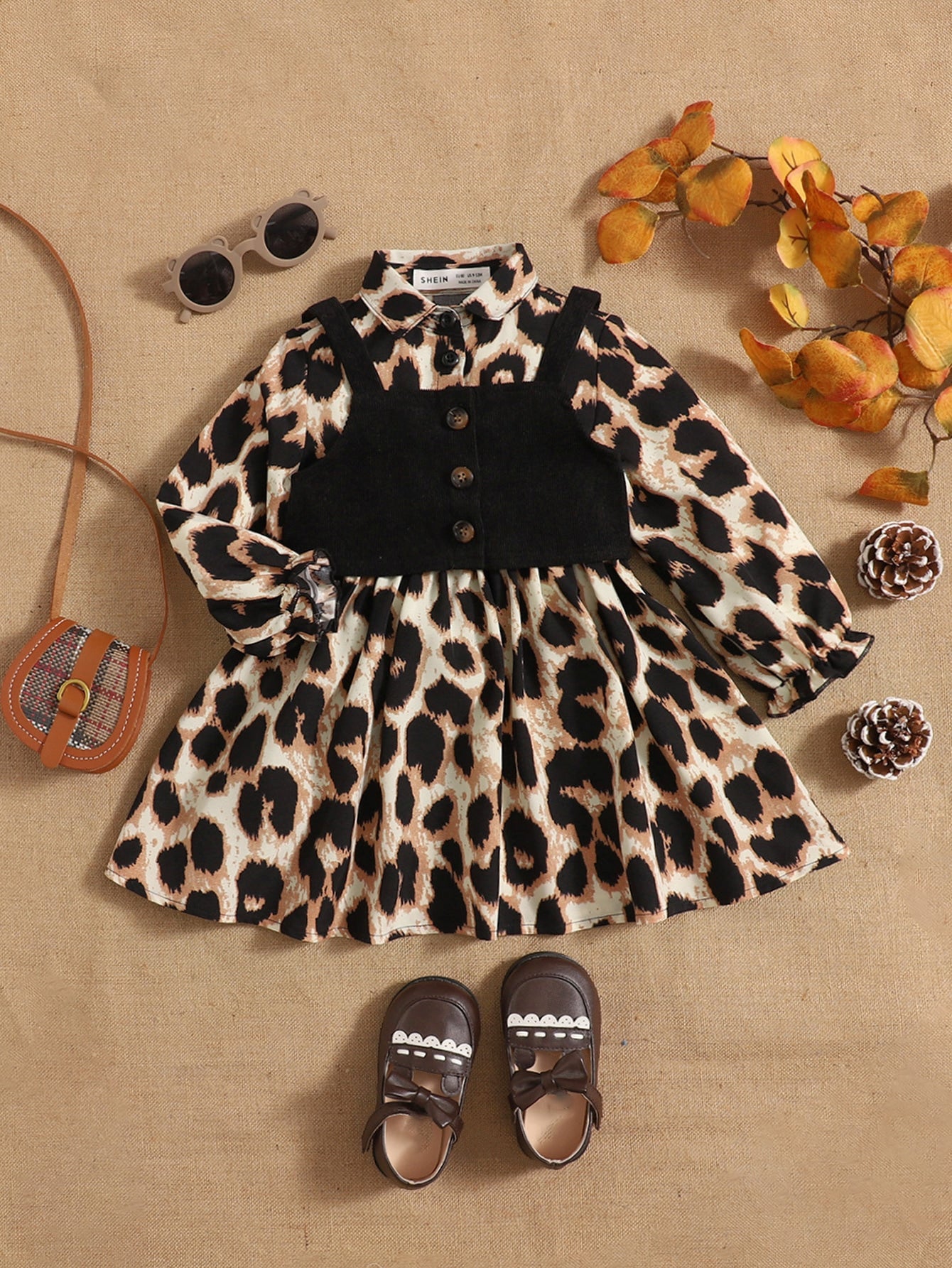 أطقم للأطفال البنات