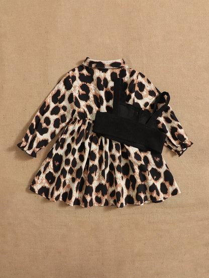 أطقم للأطفال البنات