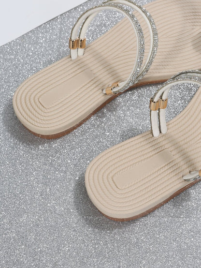 صنادل نسائية