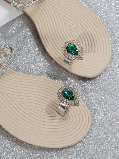 صنادل نسائية