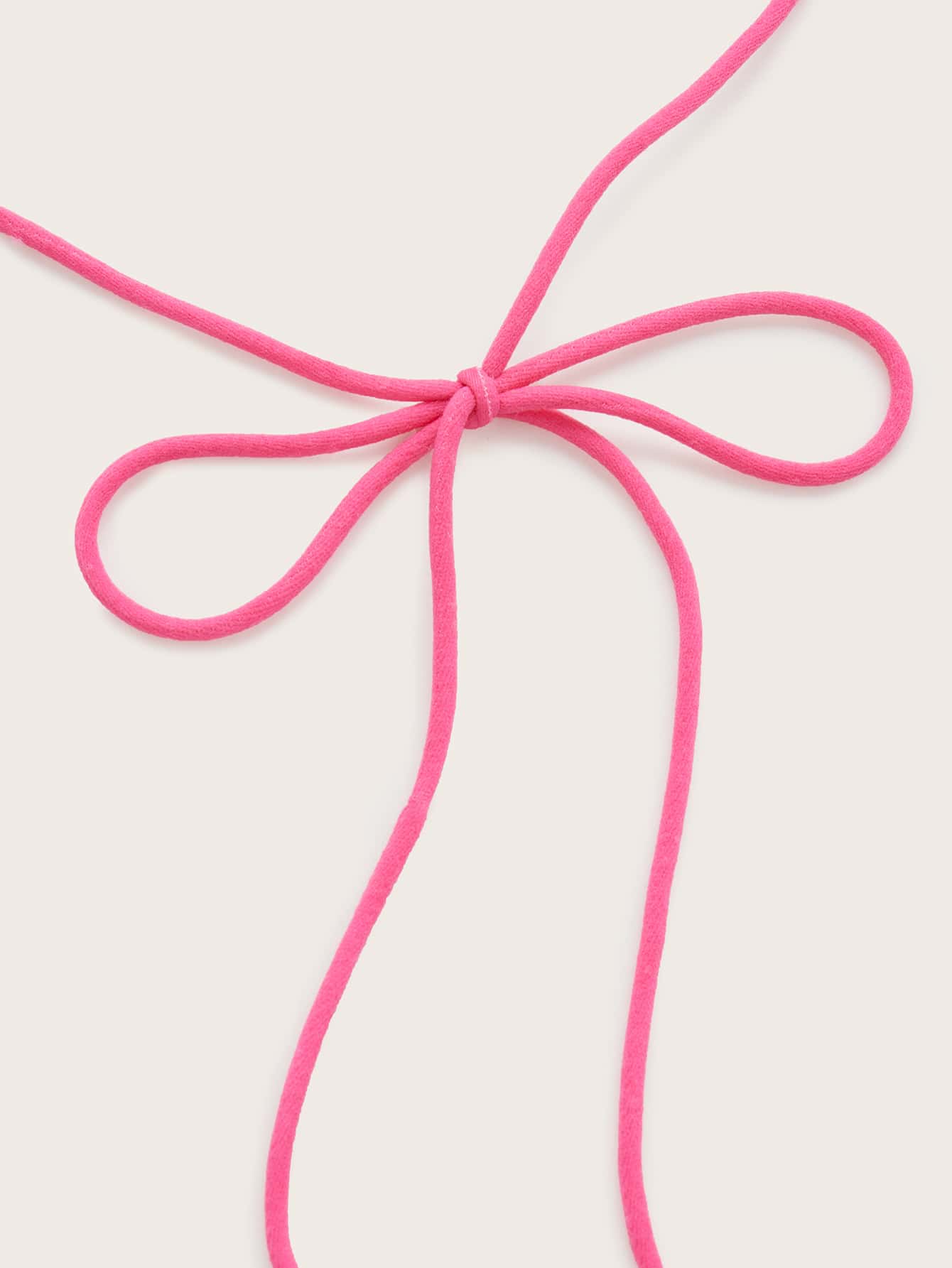 توب كامي قصير مزين بالترتر وظهر مكشوف من التسعينات