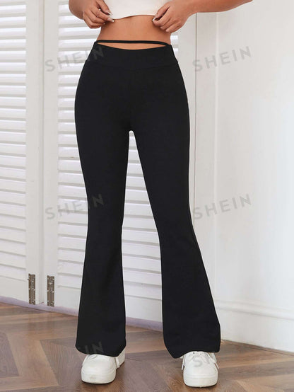 بنطلون بساق واسع مقصوص الخصر