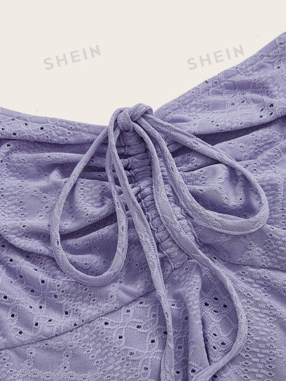 تي شيرت مكشوف الكتف اكمام منتفخة برباط امامي مطرز حلقي مقاس كبير