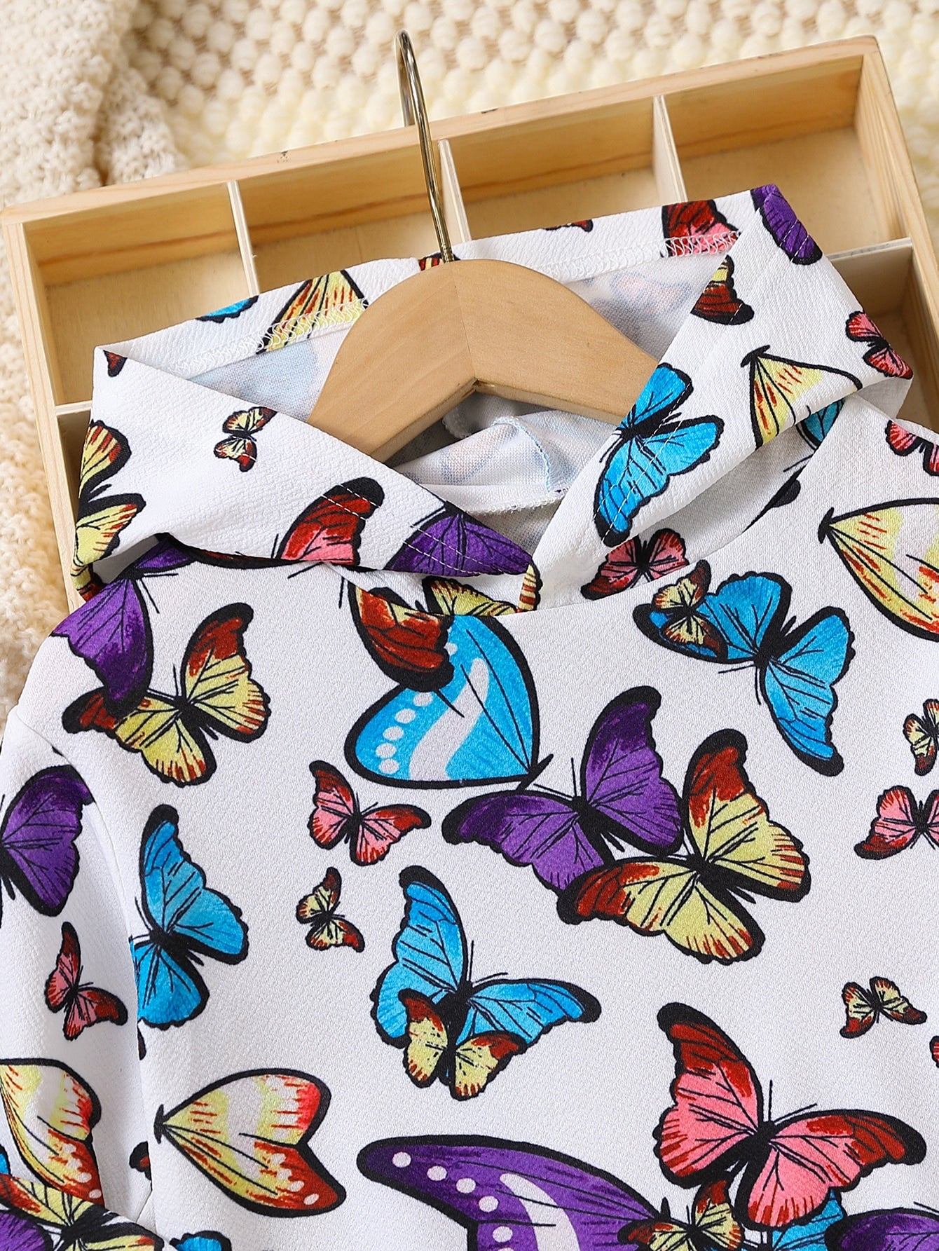 هودي  رياضي شامل بطباعة الفراشة للبنات الصغار