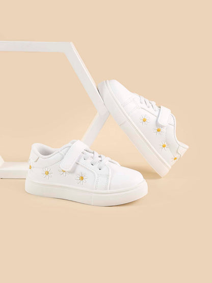 حذاء رياضي بناتي بتطريزات زهور, لون أبيض