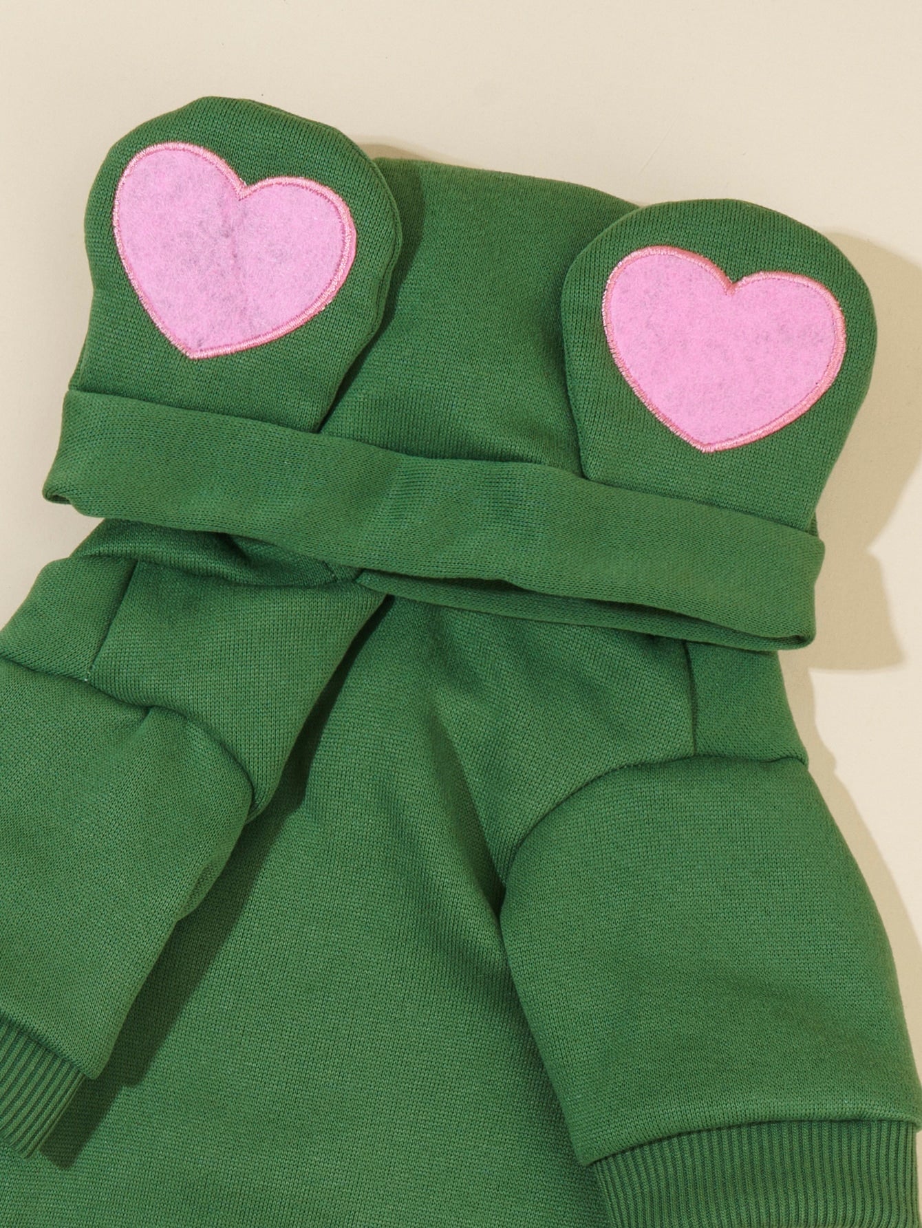 جاكيت الحيوانات الأليفة بطبعة القلب قطعة واحدة لعيد الحب