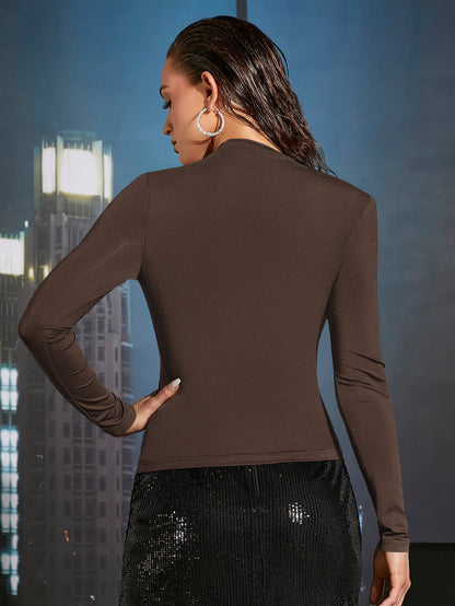 تي شيرت موحدة اللون ثنية ياقة غير متماثل