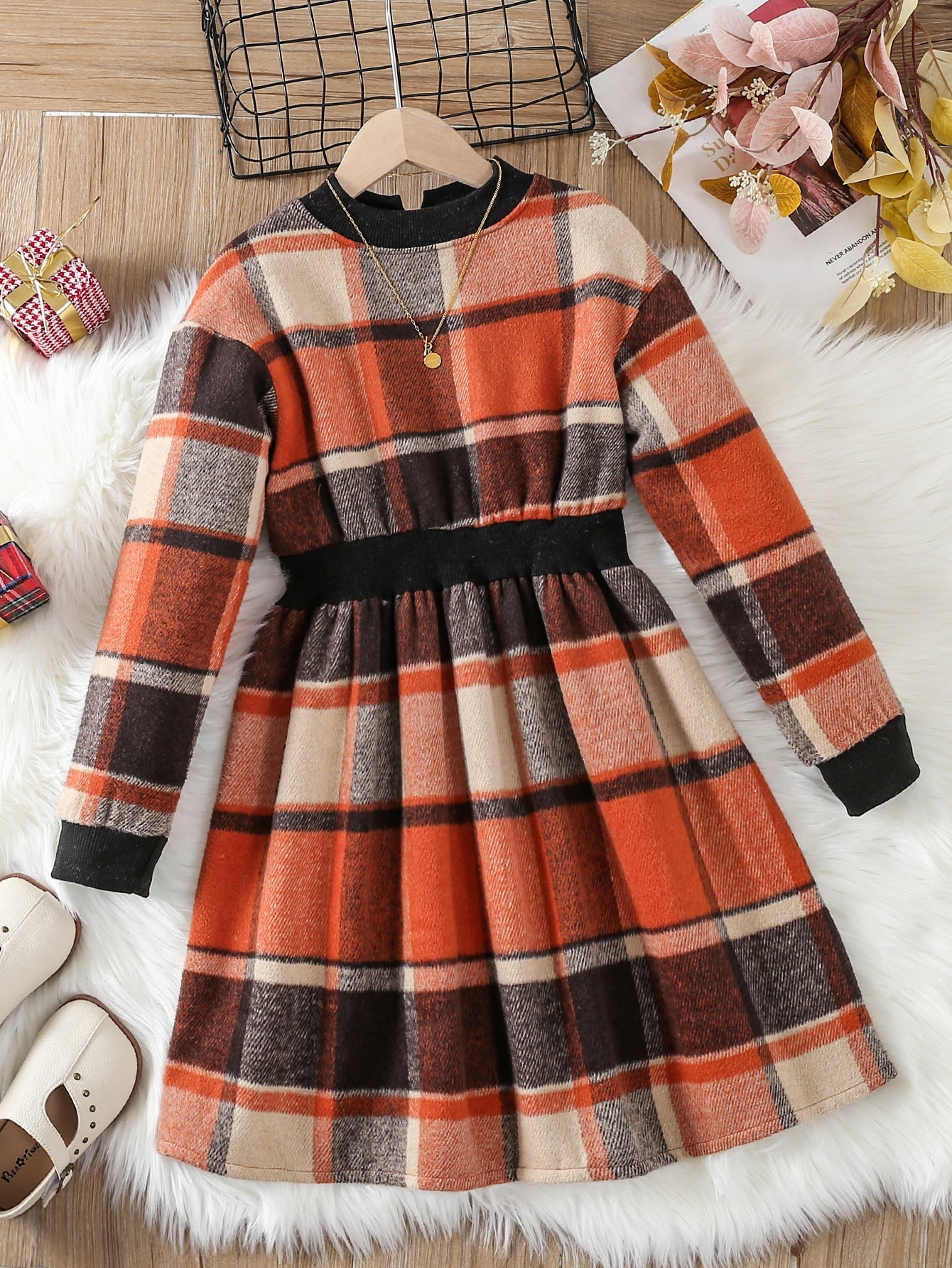 فستان فتاة مراهقة بطبعة الترتر بدون حقيبة