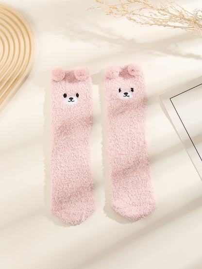 جوارب طاقم مطرز برسوم كارتون زغبي