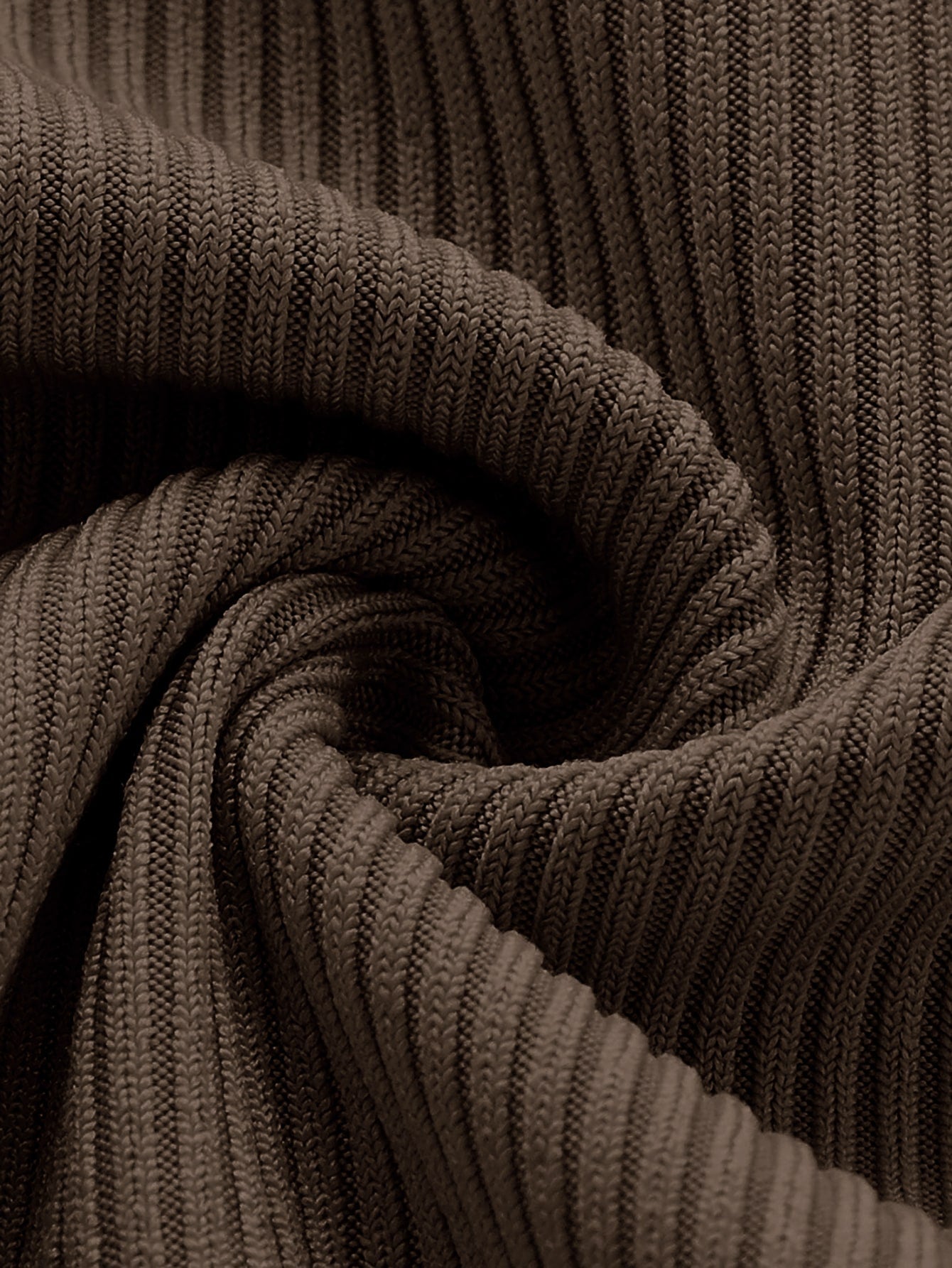 تي شيرت ثنية ياقة سويت هارت مقلم نمط نبات الخس