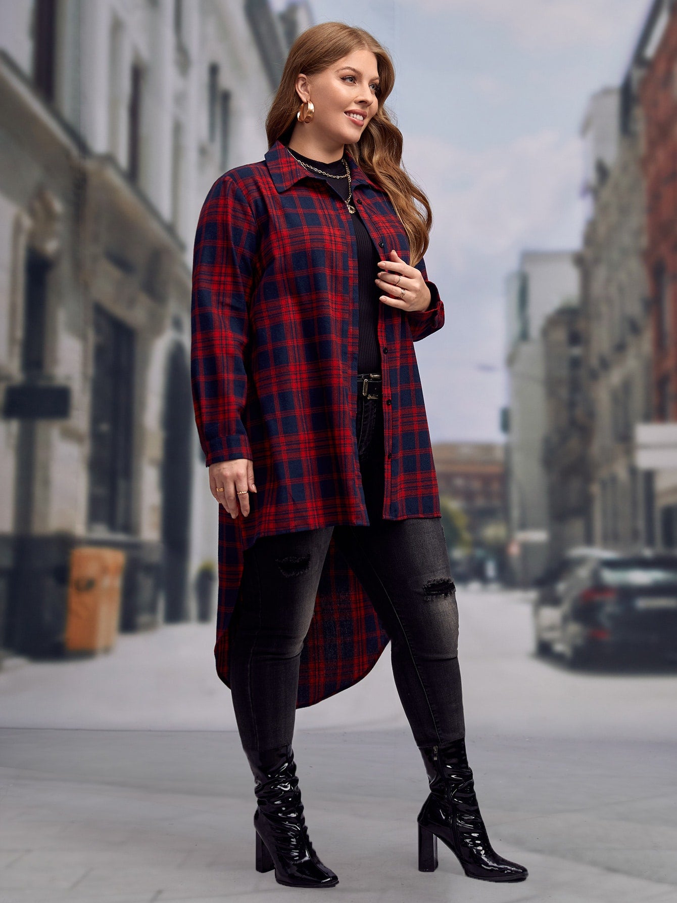 بلوزة طباعة مربع النقش بحافة عالي ومنخفض مقاس كبير