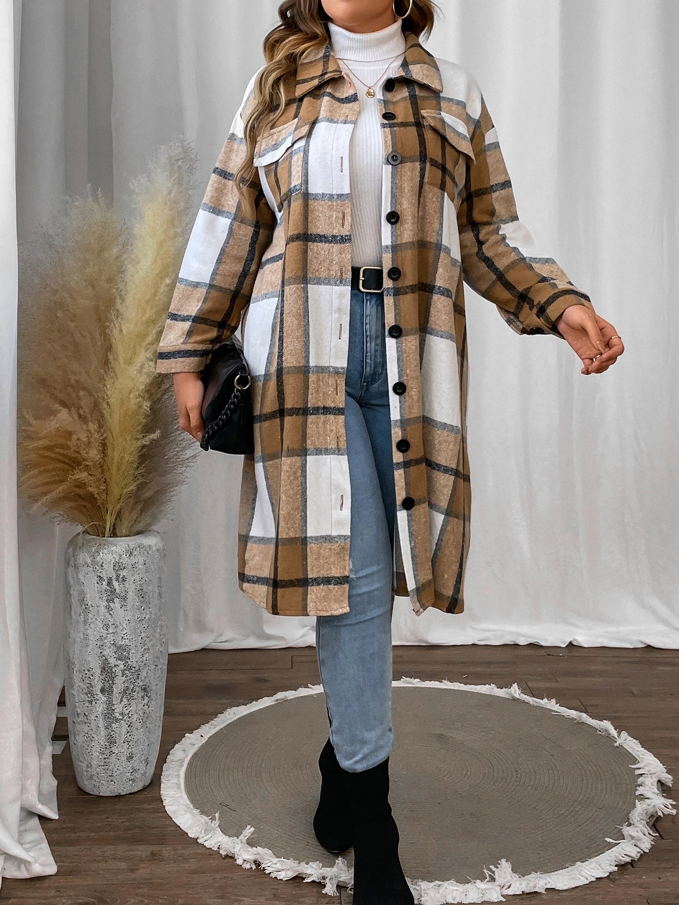 معطف طباعة مربع النقش منخفض الاكتاف مقاس كبير