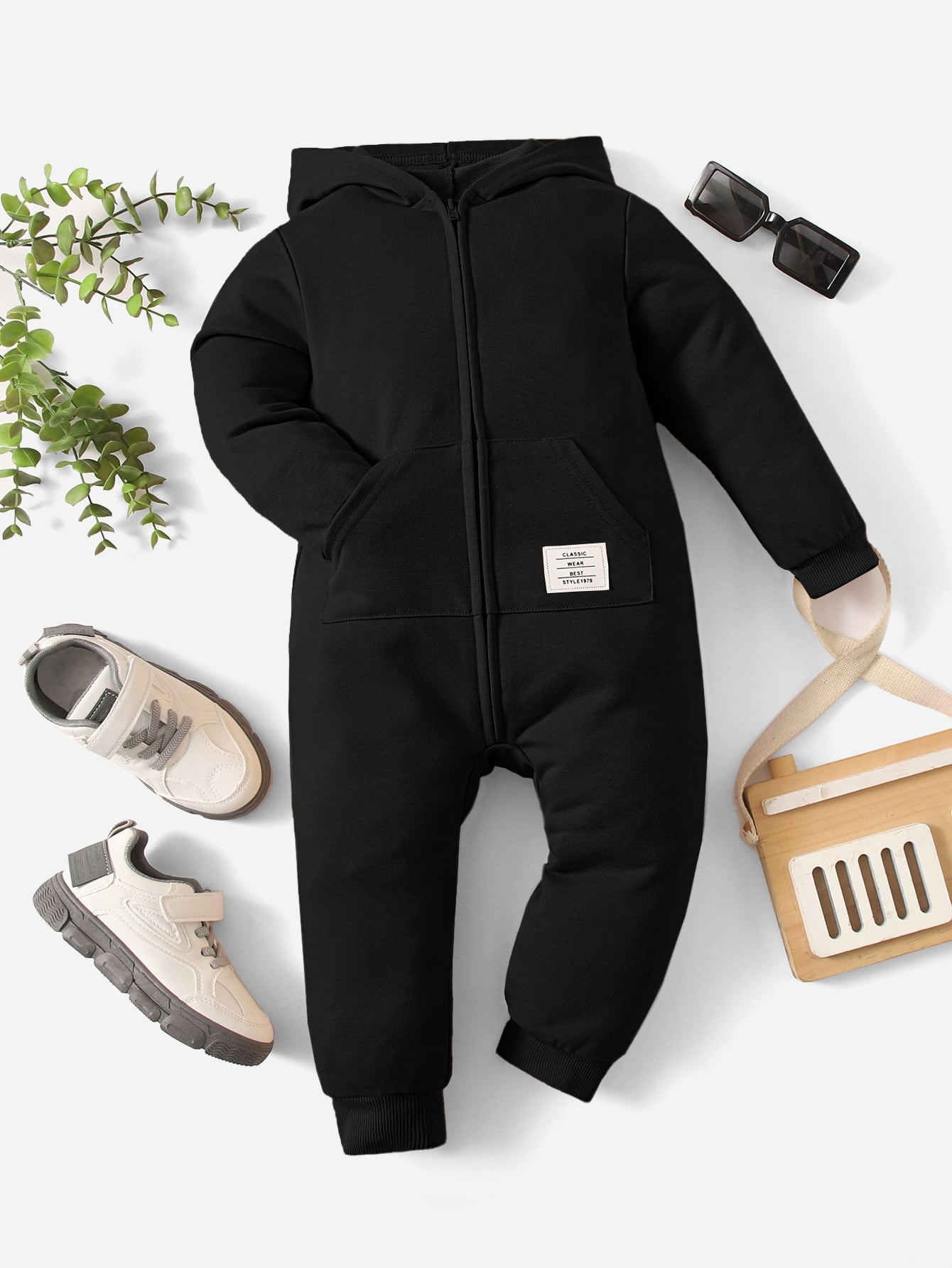 بدلة قفز خطابية للأطفال الرضع مع قبعة