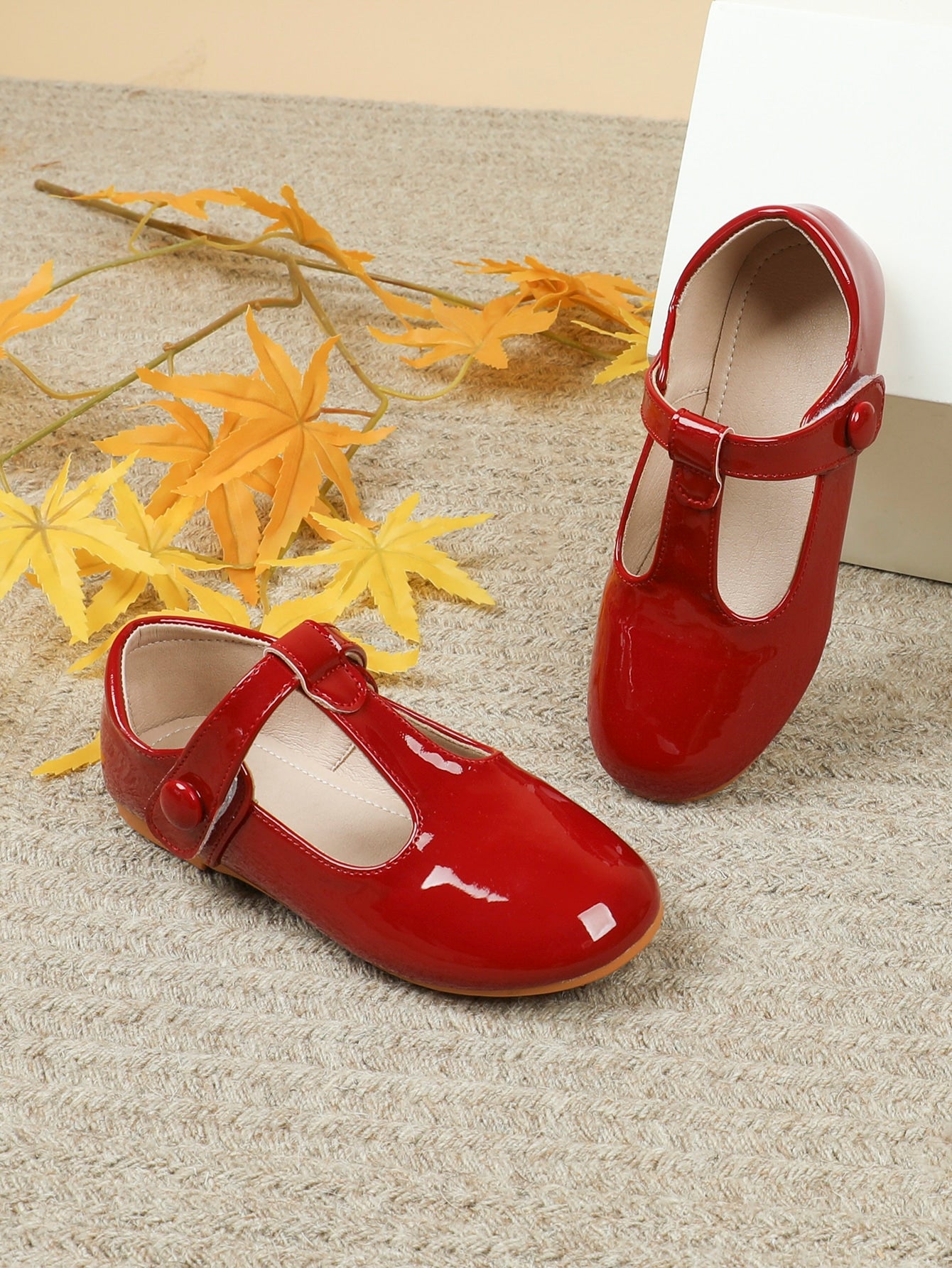 حذاء ماري جين مسطح لاصق سحري بنات