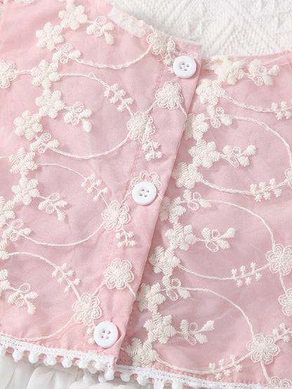 تي شيرت وتنورة متباين مطرز بأزهار شبكة مقلم بكشكش للاطفال