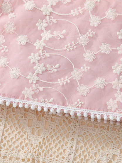 تي شيرت وتنورة متباين مطرز بأزهار شبكة مقلم بكشكش للاطفال