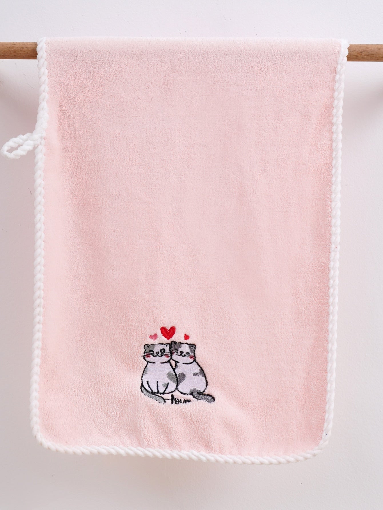 منشفة يد/حمام قطيفة مرجانية 1قطعة مطرزة بتصميم قط