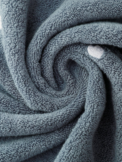 منشفة مطرزة على شكل قلب و منشفة ماصة قماشية منسوجة حديثة للمنزل و طوال الموسم قطعة واحدة