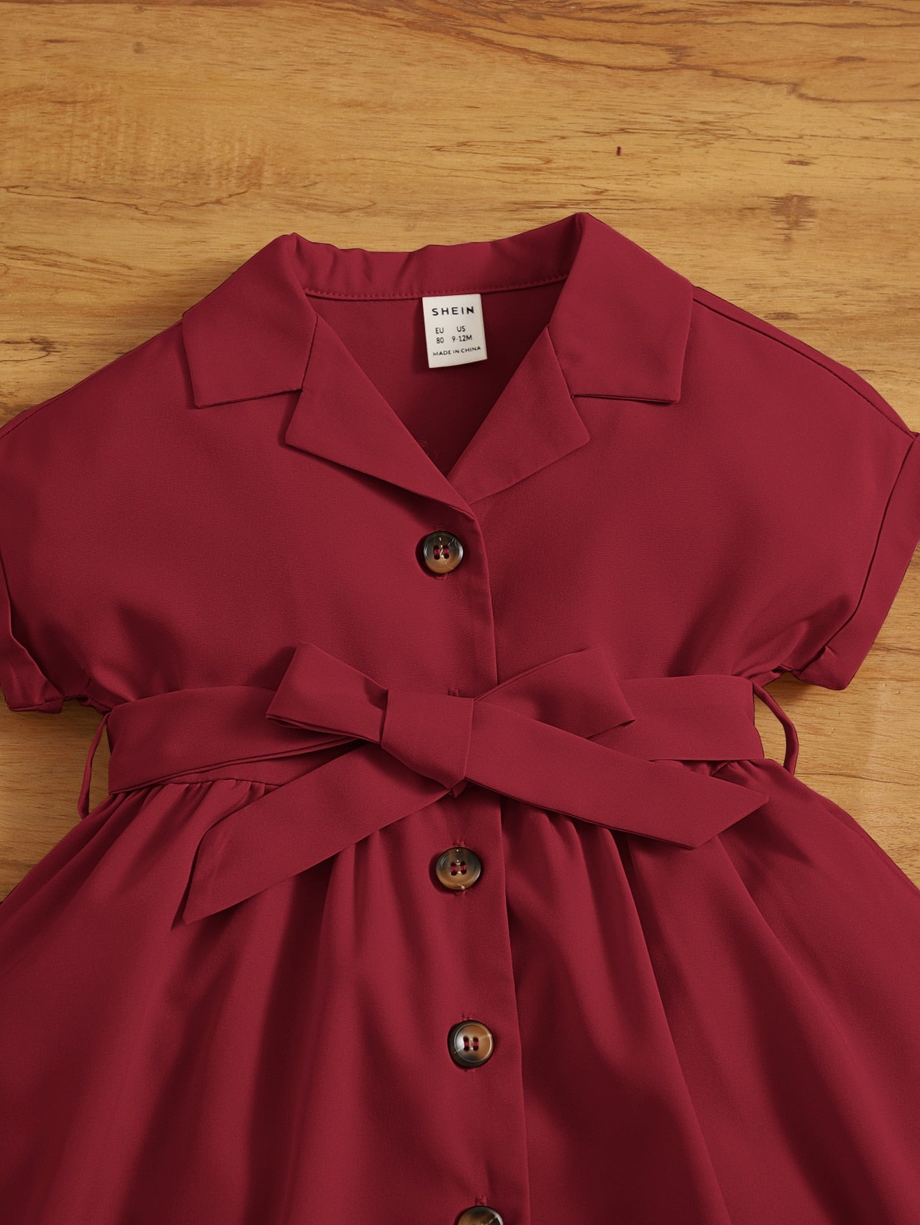 فستان قميص ياقة مطوي مسنن حزام للاطفال