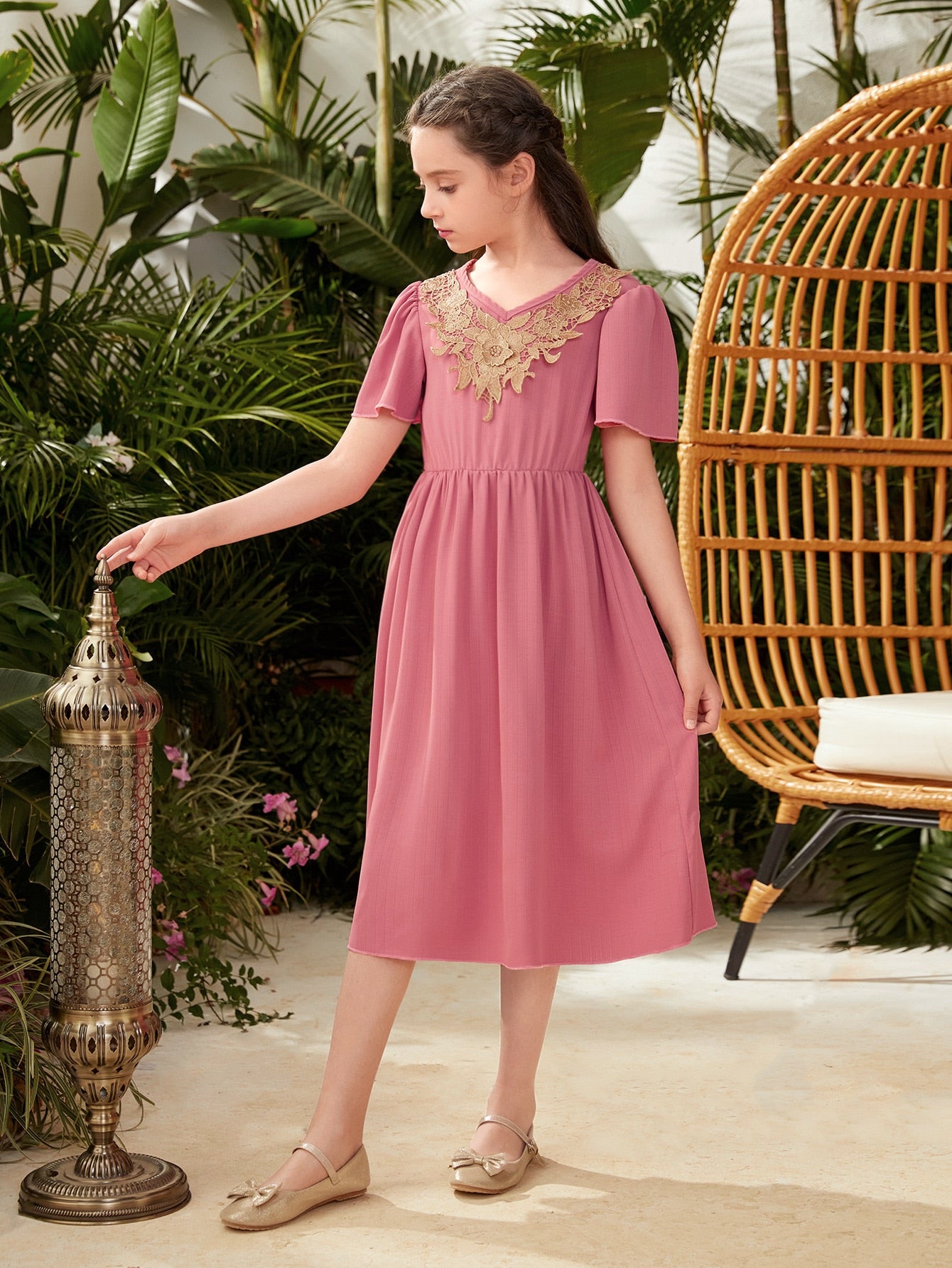 فساتين فتاة صغيرة