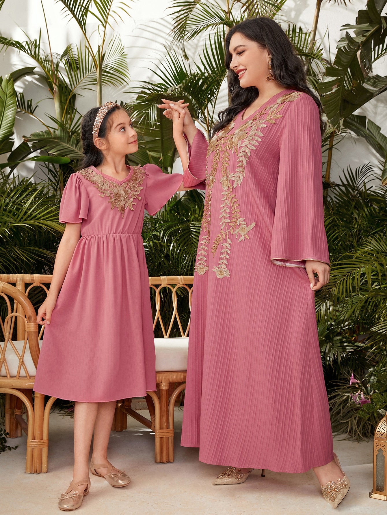 فساتين فتاة صغيرة