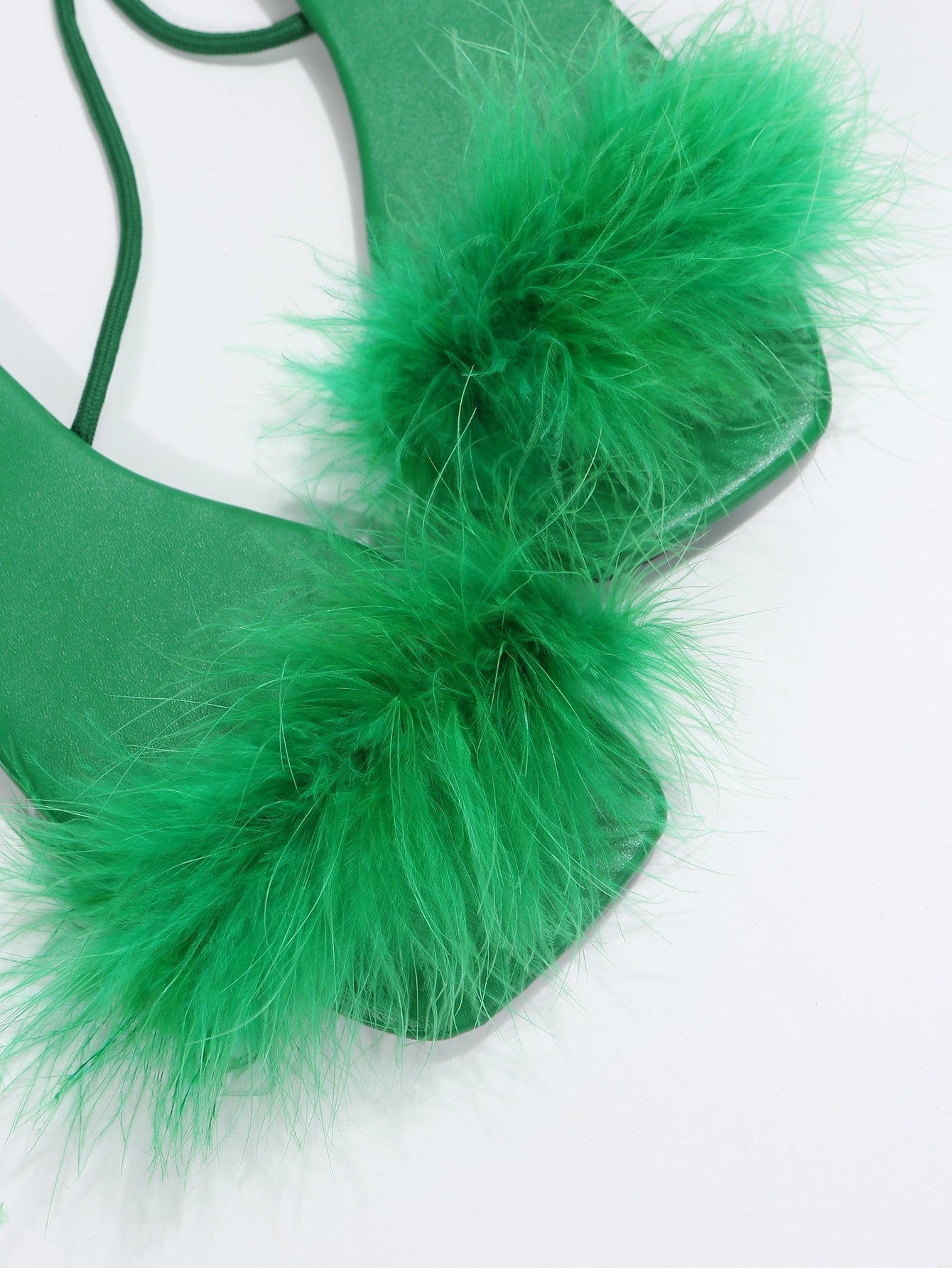 صنادل مسطحة نسائية