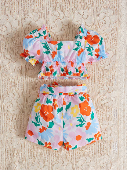 أطقم للأطفال البنات