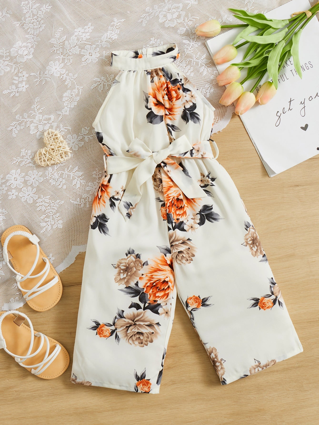 بذلة طفلة بطبعة الزهور ،مع حزام وحمالة رقبة