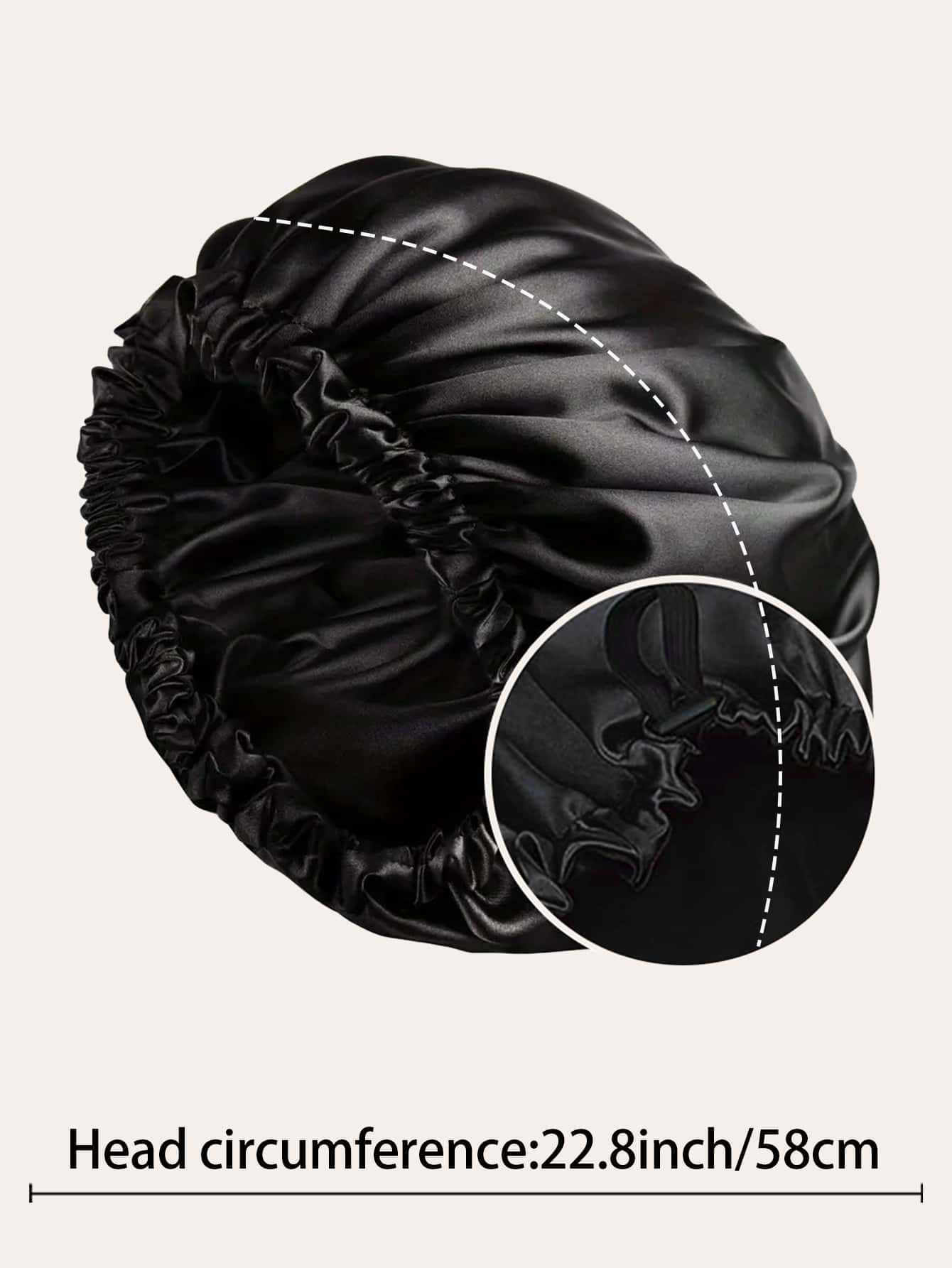 قبعة مزدوجة الطبقات من الساتان.