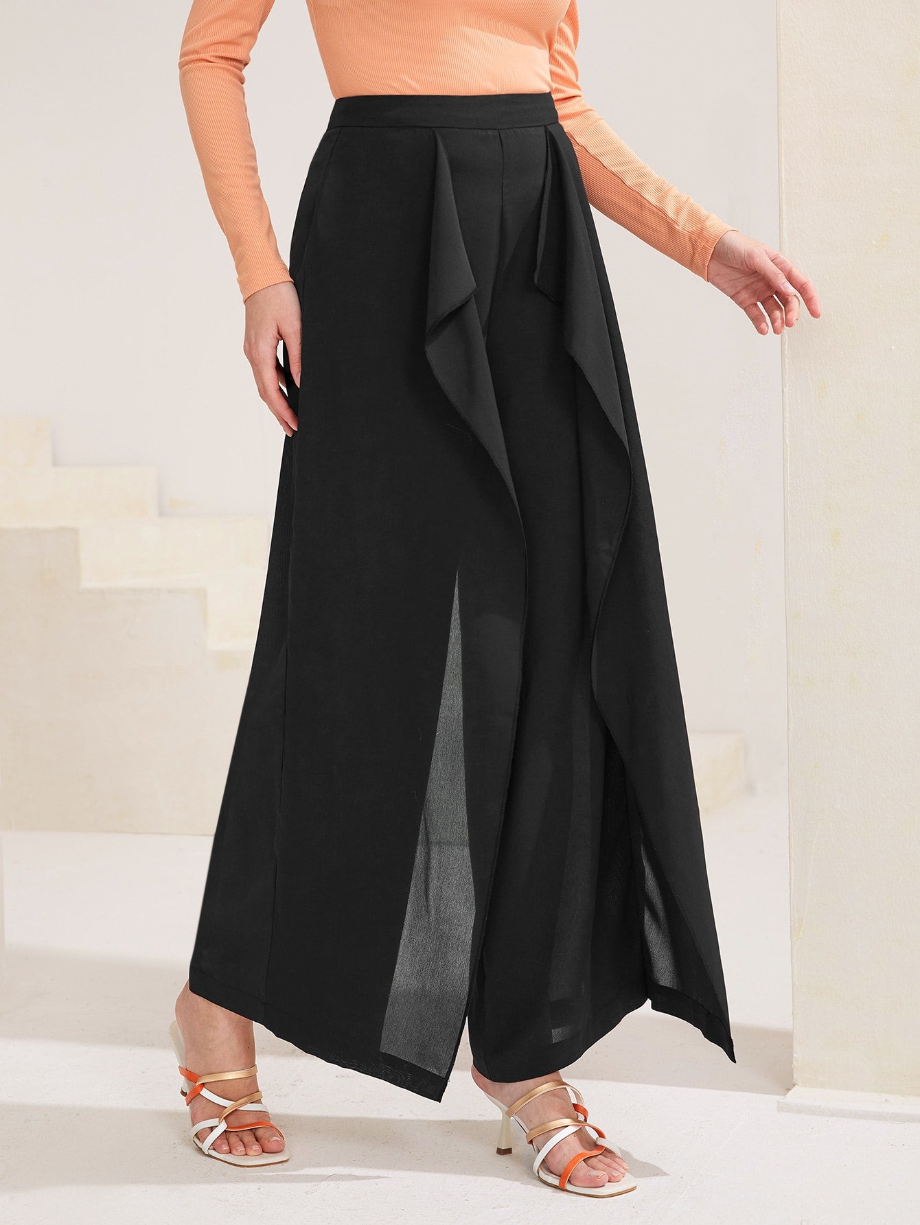 بناطيل نسائية