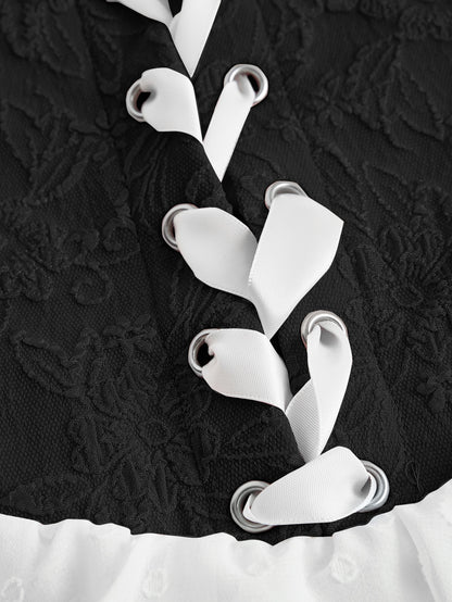 فستان الحليبي القصير ذو أكمام منتفخة مع طية مزدوجة وربطة أمامية