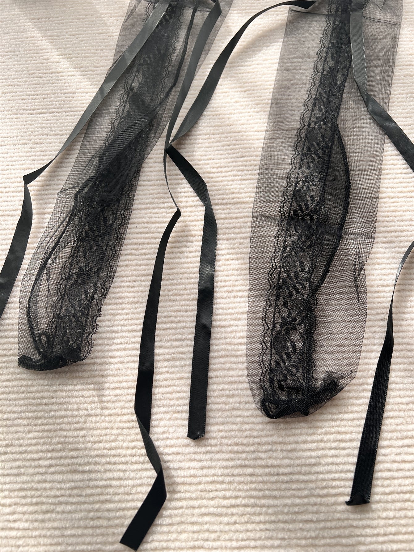 عقدة الفراشة و دانتيل زخرفة شفاف الموضة للحزب زوج واحد نساء