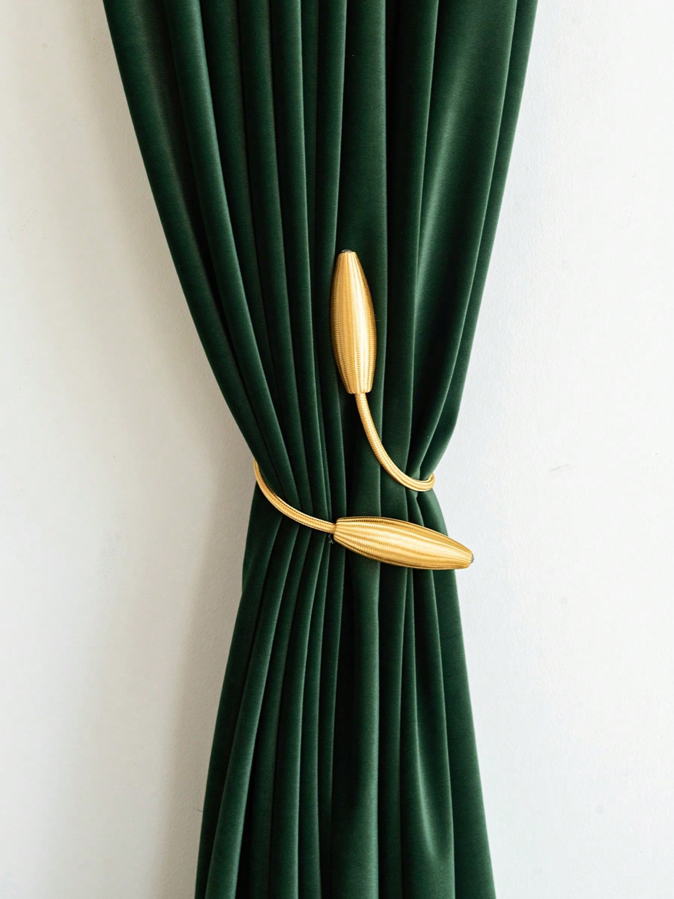 اكسسوارات ستائر زخرفية