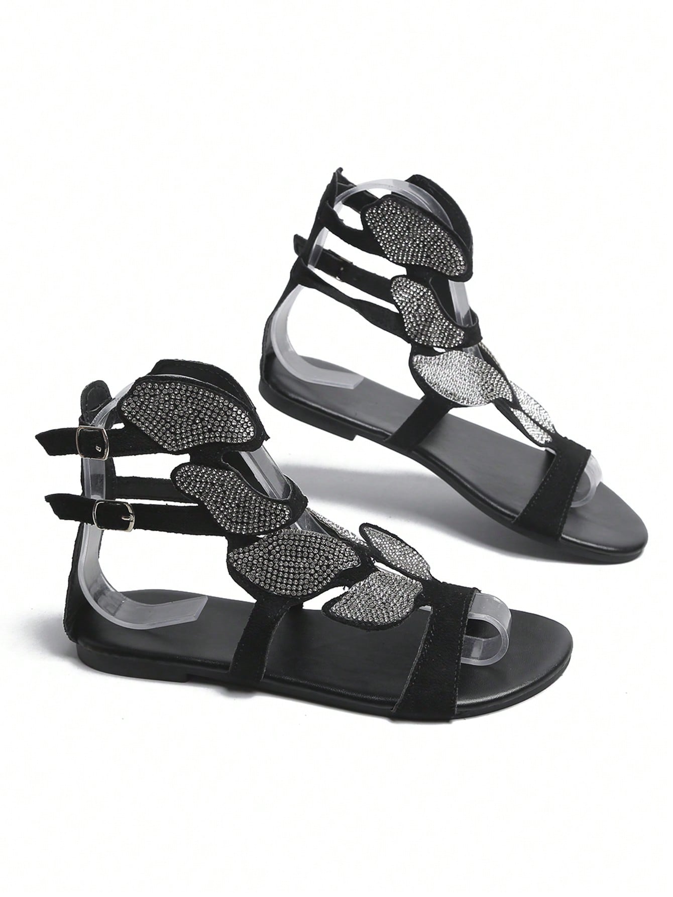 صنادل نسائي مصارع بحزام الكاحل مزخرف بأحجار الراين ، صنادل مسطح من جلد الغزال الصناعي الأسود الفاتح