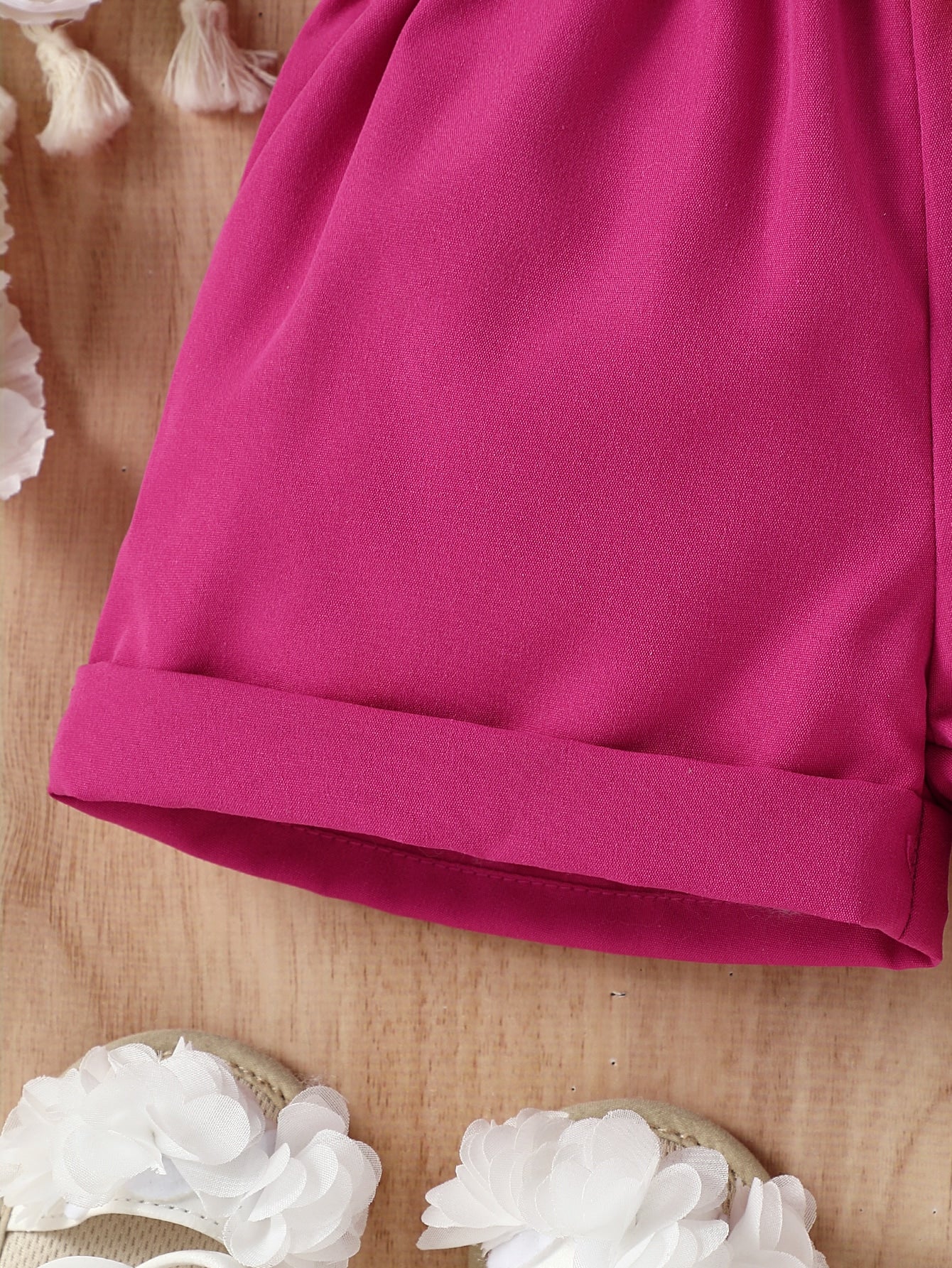 أطقم للأطفال البنات