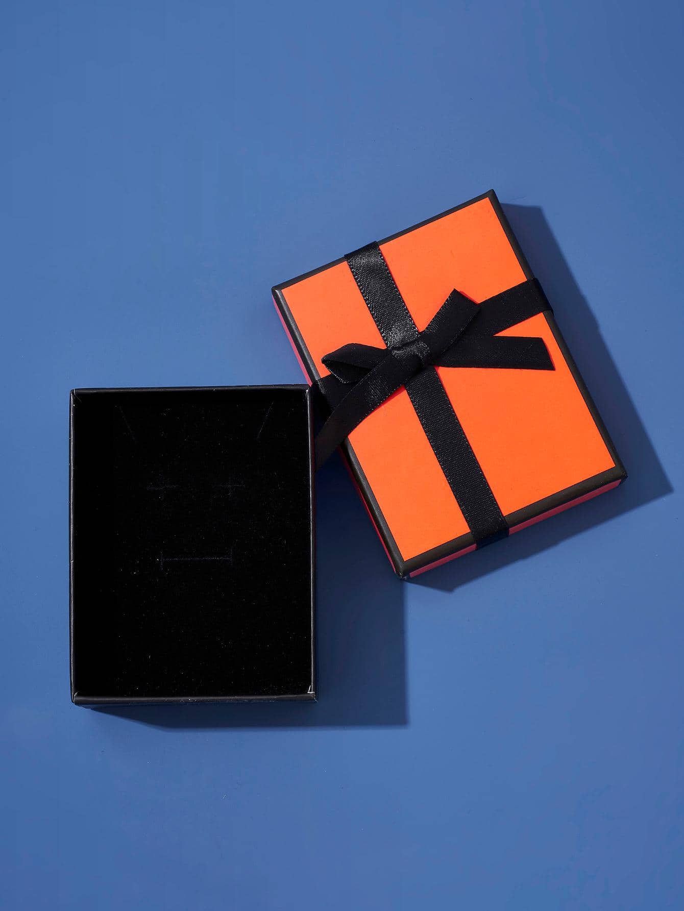 زوج واحد من أقراط البندانت الفاخرة الاصطناعية بالزركون العليا