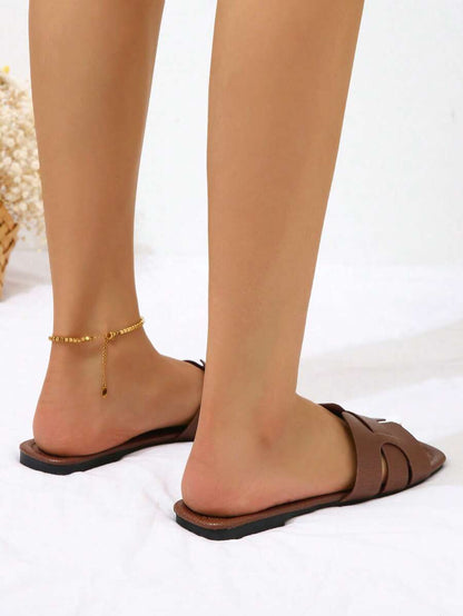 صنادل نسائية