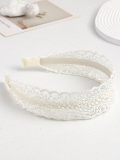 تاج رأس واسع مزخرف بالدانتيل بوهو